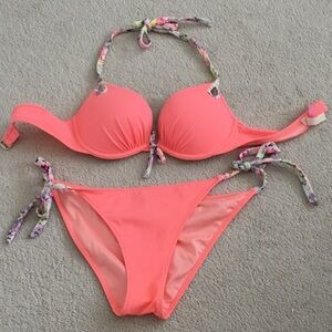 VICTORIA’S SECRET Women’s Coral Pink Tie-String Bikini Set